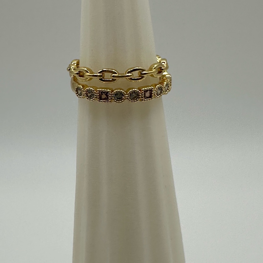 Don’t let me go-Gold chain ring set- Size 8